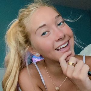 Meet your Posher, Annie